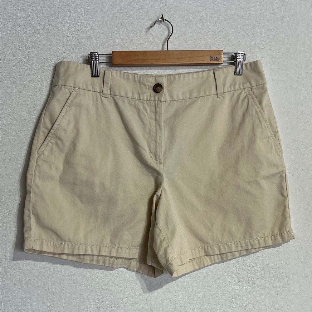 LOFT Cream Women's Bermudas